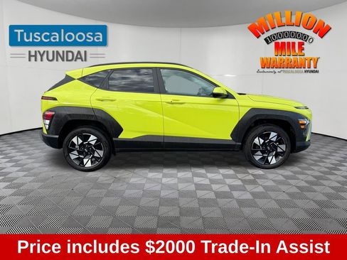 Used 2025 Hyundai Kona SEL image 2