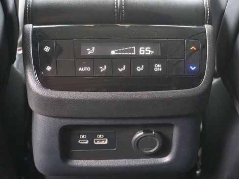 Used 2024 INFINITI QX60 Pure image 32