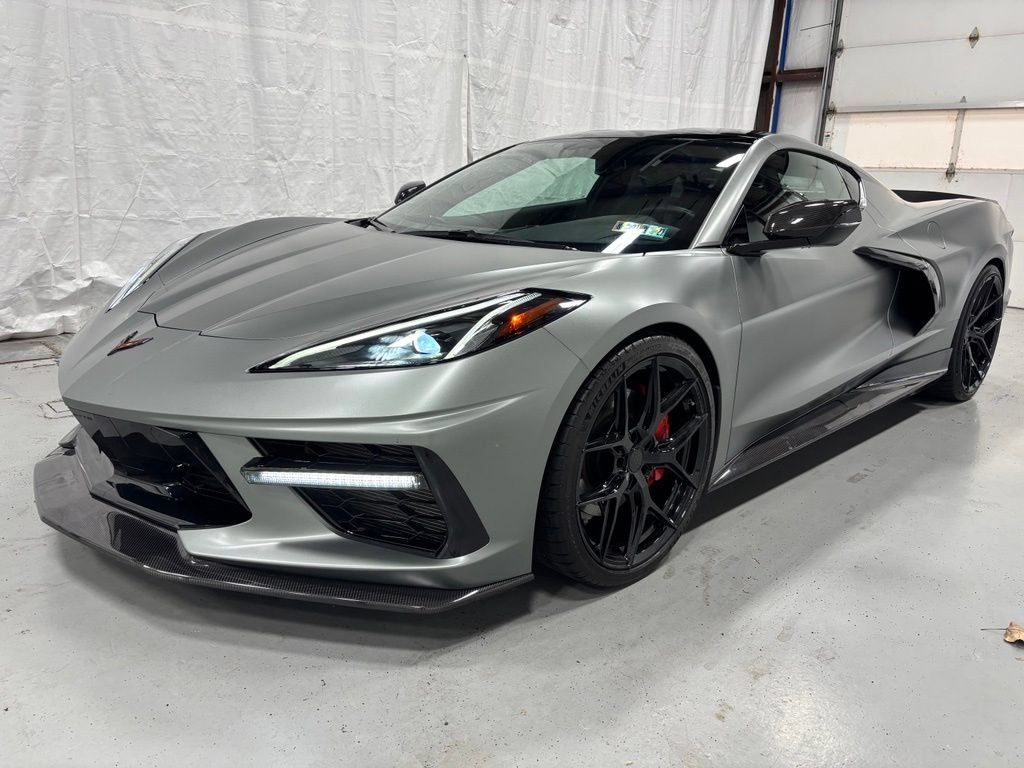 Used 2022 Chevrolet Corvette Stingray Coupe w/ Z51 Performance Package RWD image 11