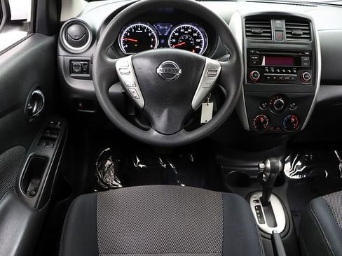 Used 2016 Nissan Versa SV image 13