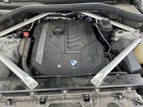 Used 2022 BMW X5 xDrive40i w/ M Sport Package image 34