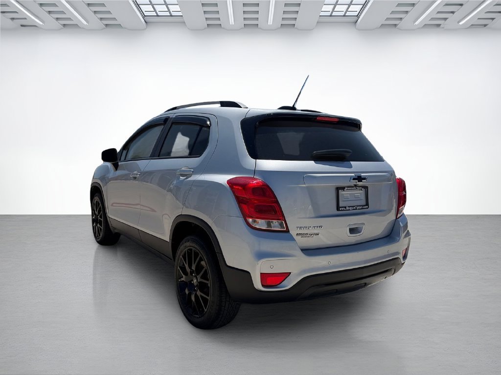 Used 2022 Chevrolet Trax LT w/ Driver Confidence Package AWD/4WD image 5