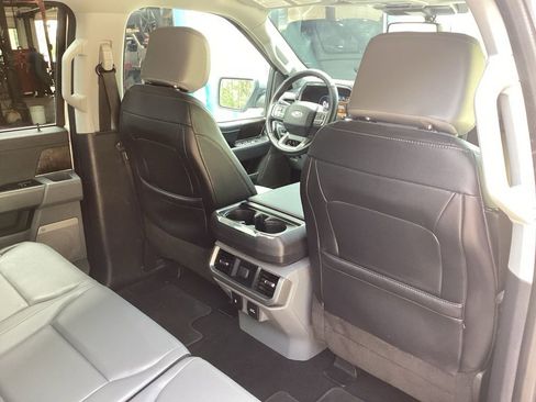 Used 2023 Ford F150 Lariat AWD/4WD image 35
