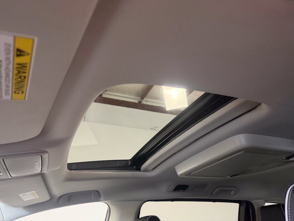 Used 2025 Honda Odyssey Touring image 26