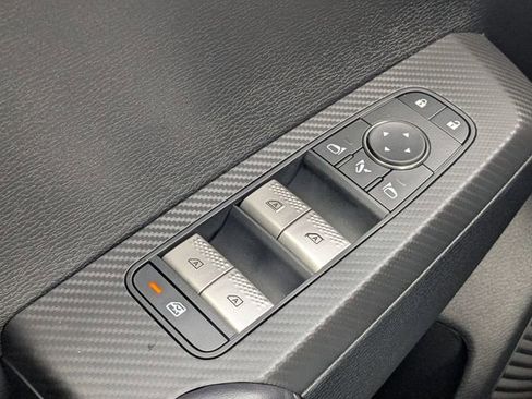 New 2026 Mitsubishi Outlander AWD image 25