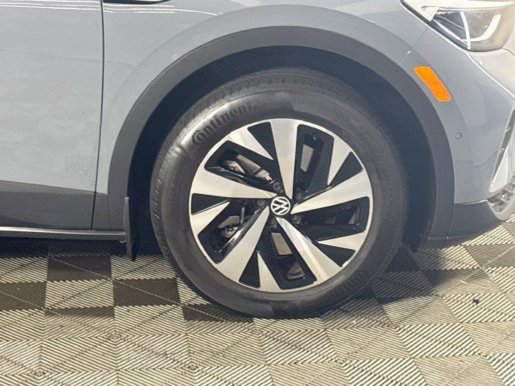 Used 2023 Volkswagen ID.4 Pro AWD/4WD image 24