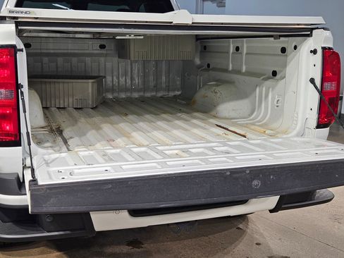 Used 2020 Chevrolet Colorado LT w/ Safety Package image 26