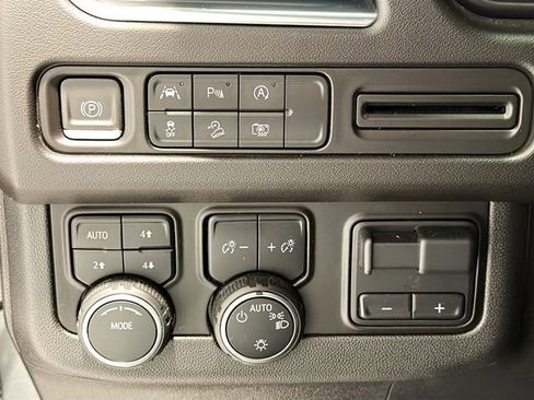 Certified 2023 Chevrolet Tahoe Z71 w/ Luxury Package image 10