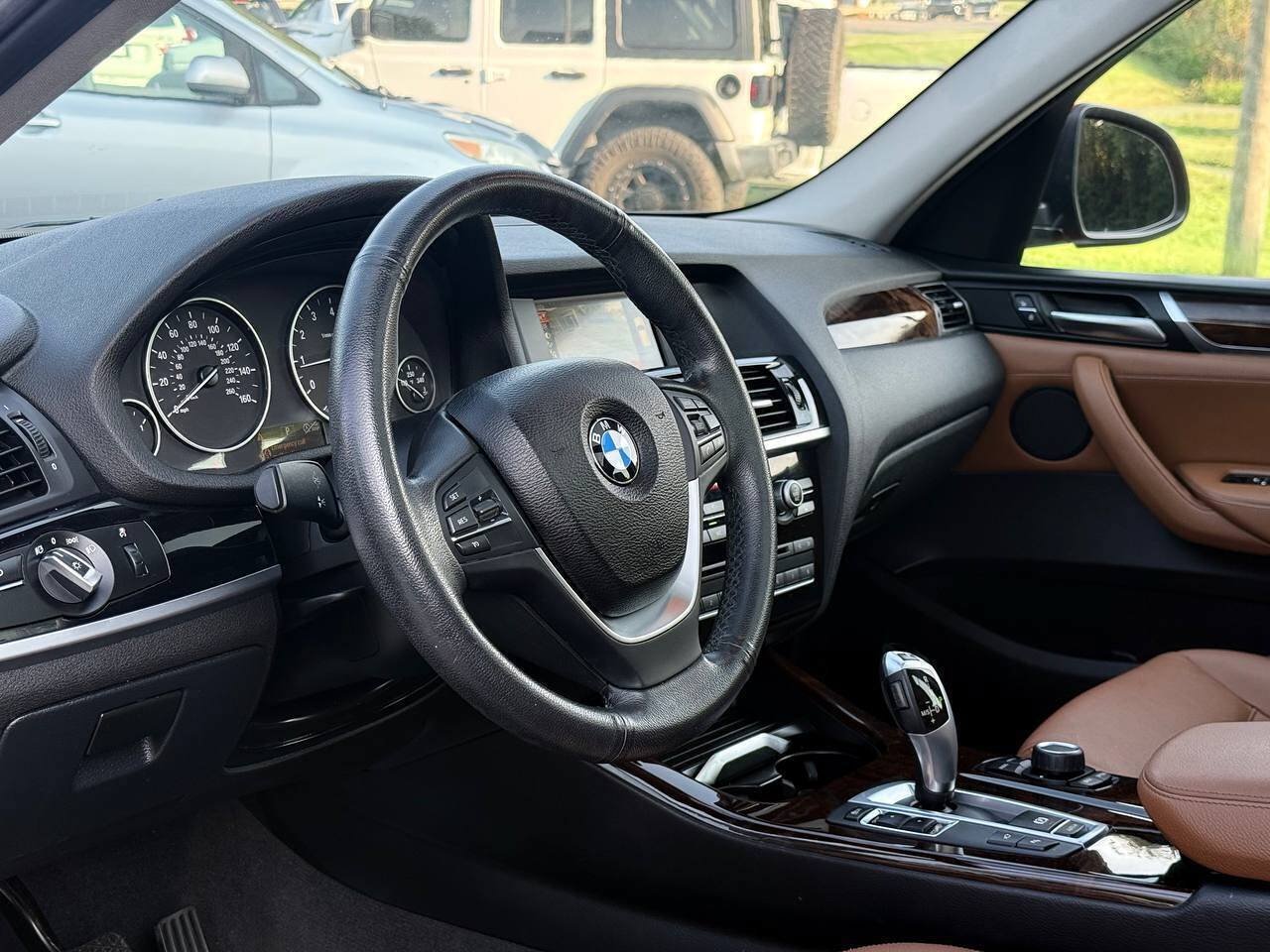 Used 2017 BMW X3 sDrive28i RWD image 12