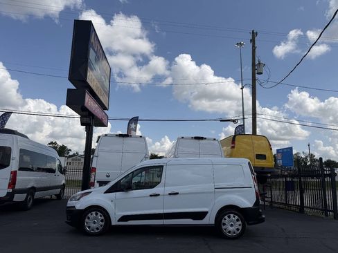 Used 2022 Ford Transit Connect XL FWD image 19
