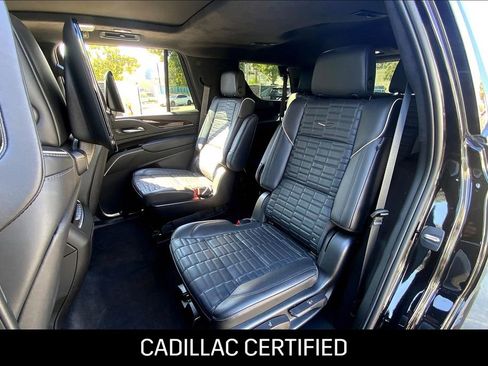 Certified 2023 Cadillac Escalade Sport Platinum w/ LPO, ONYX Package AWD/4WD image 20