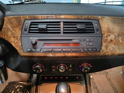 Used 2007 BMW Z4 3.0i image 9