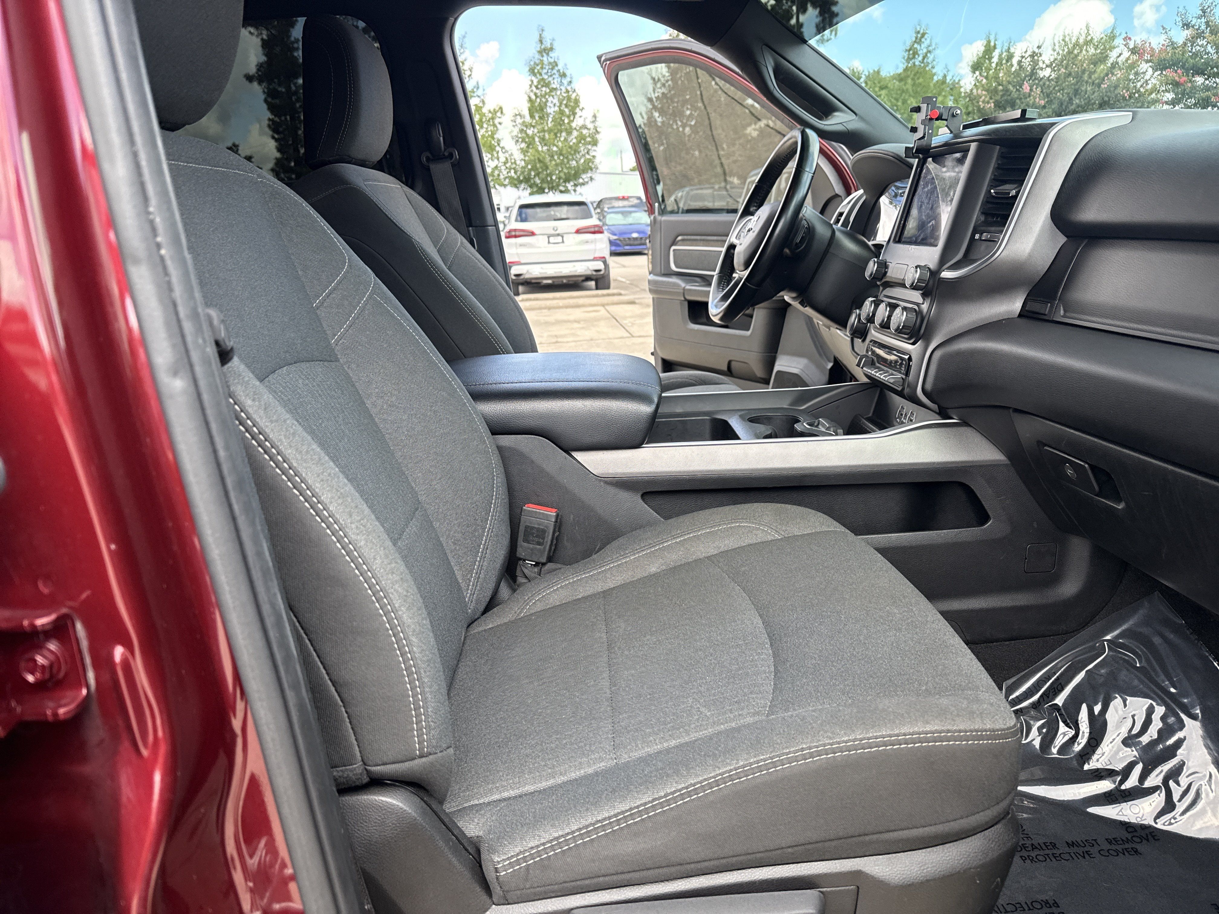 Used 2021 RAM 2500 Big Horn w/ Night Edition AWD/4WD image 32