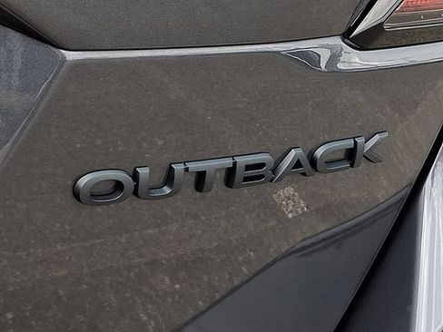 Certified 2025 Subaru Outback Onyx Edition AWD/4WD image 32