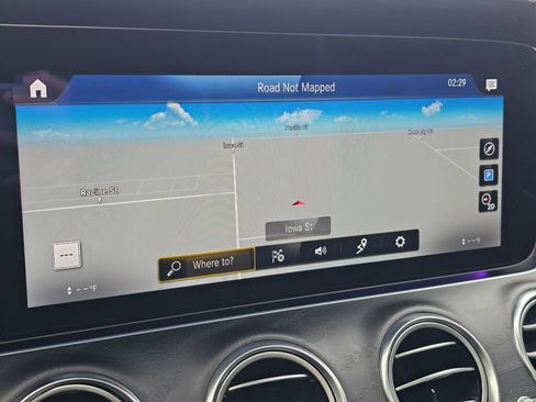 Used 2021 Mercedes-Benz E 350 4MATIC Sedan w/ Premium Package image 29