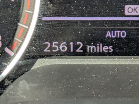 Used 2023 Nissan Pathfinder SL w/ SL Premium Package image 24