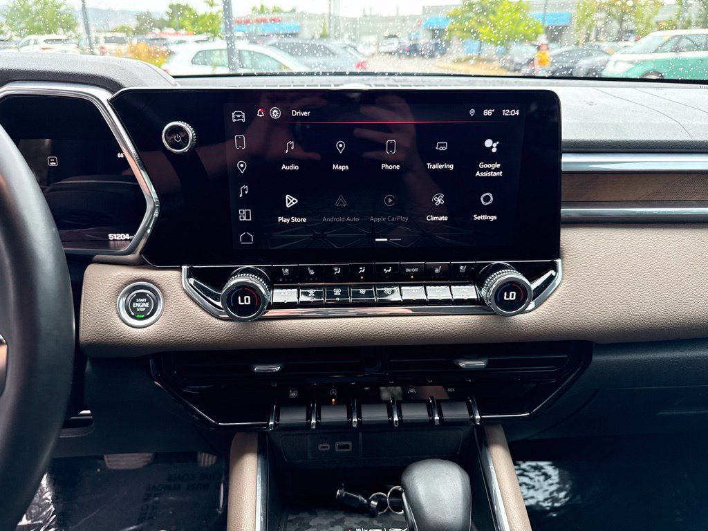 Used 2023 GMC Canyon Denali w/ Denali Black Edition AWD/4WD image 17