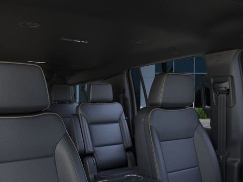 New 2025 GMC Yukon XL Elevation image 24
