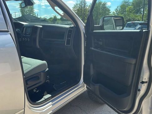 Used 2016 RAM 1500 Express w/ Popular Equipment Group AWD/4WD image 16