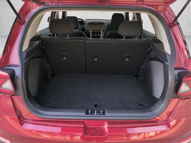 Used 2024 Hyundai Venue SEL FWD image 6