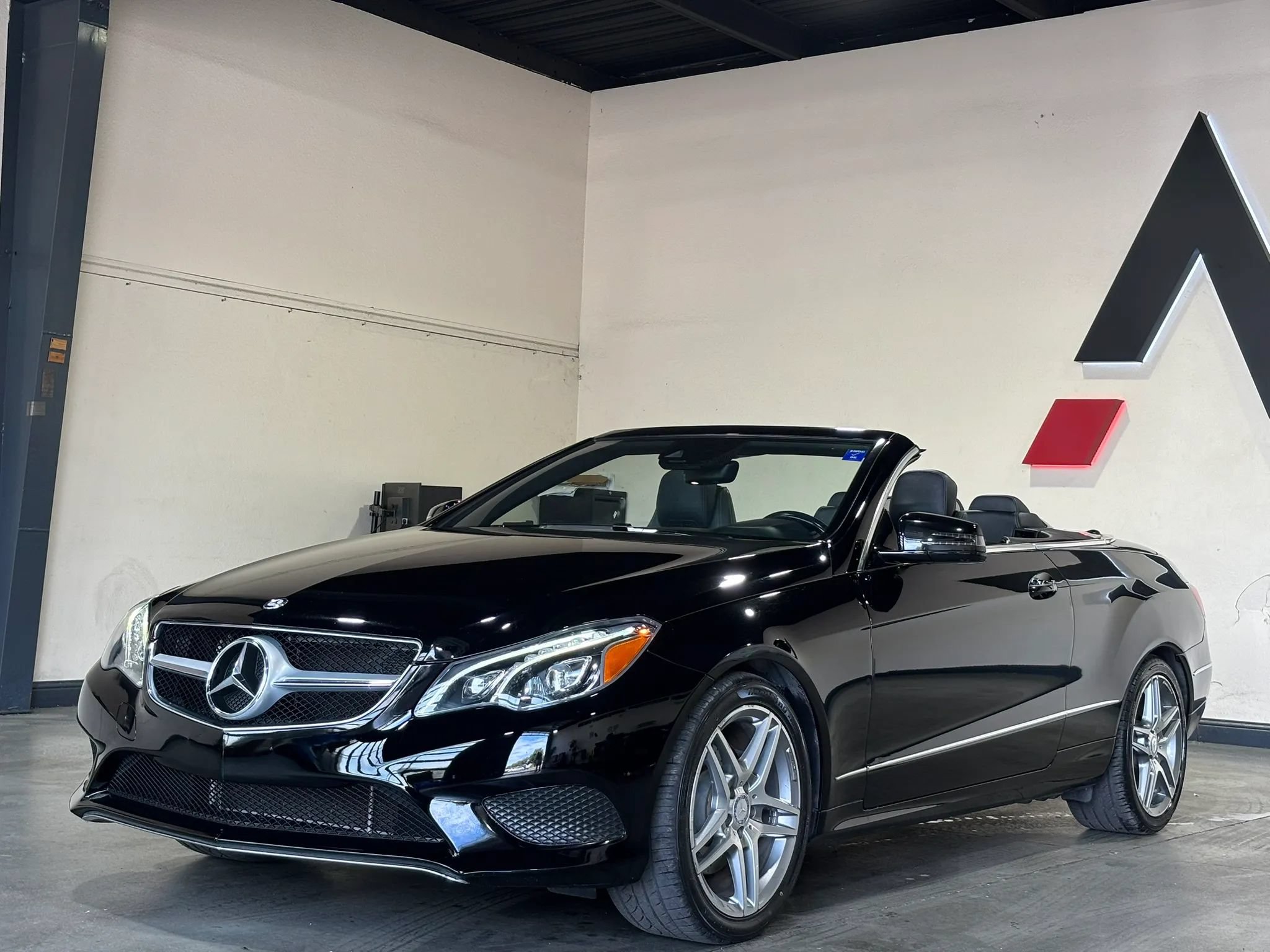 Used 2014 Mercedes-Benz E 350 Cabriolet image 4