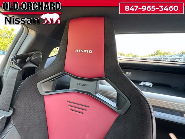 Used 2025 Nissan Z NISMO w/ Floor Mat Package RWD image 14