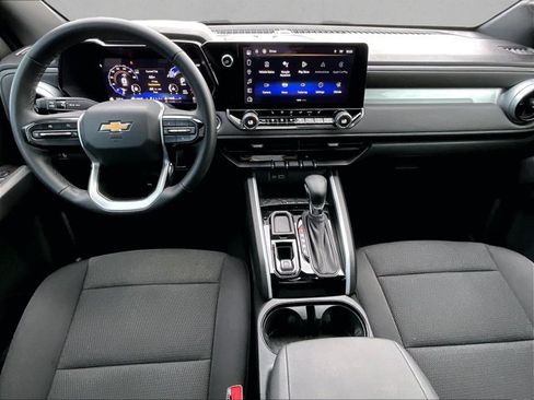 Used 2024 Chevrolet Colorado LT w/ LT Convenience Package II RWD image 16