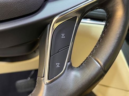 Used 2019 Cadillac XT5 FWD image 27