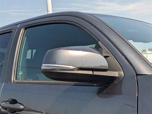 Used 2021 Toyota Tacoma TRD Sport w/ Blackout Package (TMS) image 12