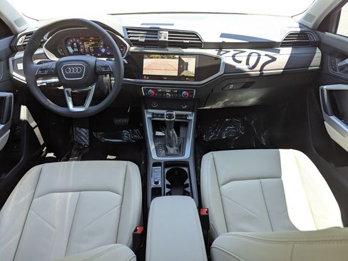 Used 2024 Audi Q3 2.0T Premium Plus AWD/4WD image 14