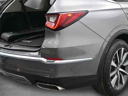 Certified 2025 Acura MDX SH-AWD w/ Technology Package image 12