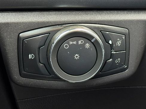 Used 2016 Ford Fusion SE FWD image 34