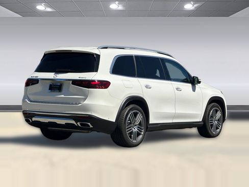 Used 2026 Mercedes-Benz GLS 450 4MATIC image 8
