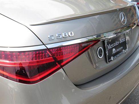 Used 2024 Mercedes-Benz S 580 4MATIC Sedan image 34