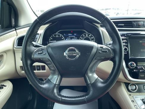 Used 2020 Nissan Murano SV w/ Cargo Package AWD/4WD image 11