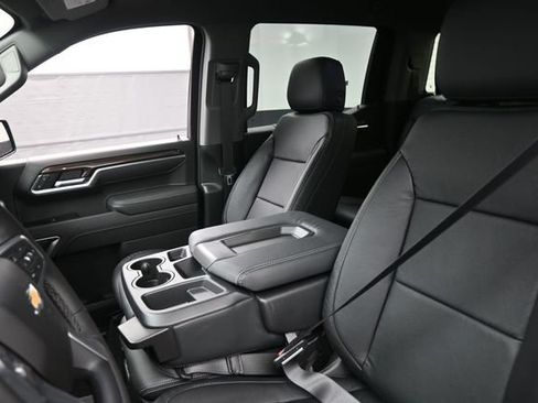 New 2026 Chevrolet Silverado 1500 LT AWD/4WD image 9
