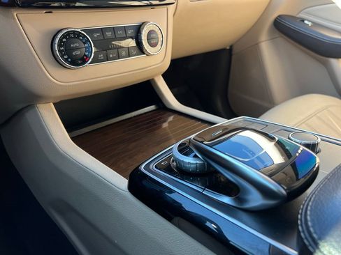 Used 2019 Mercedes-Benz GLS 450 4MATIC image 67