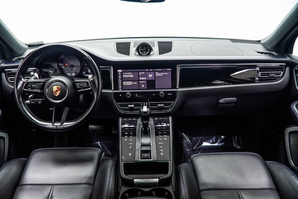 Used 2023 Porsche Macan S AWD/4WD image 6