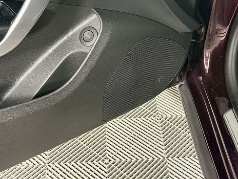 Used 2017 Buick Regal Sport Touring FWD image 25