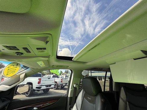 Used 2015 Cadillac Escalade ESV Luxury AWD/4WD image 41