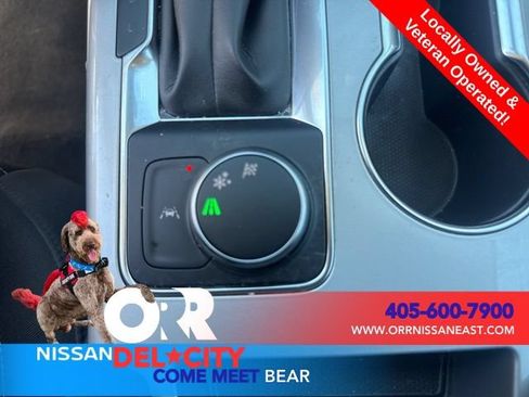 Used 2025 Chevrolet Blazer LT FWD image 27