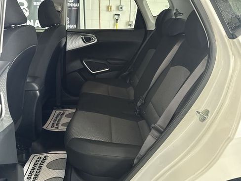 Used 2022 Kia Soul LX w/ Technology Package image 24