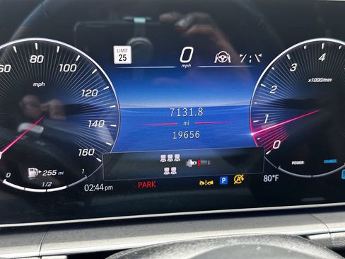 Certified 2024 Mercedes-Benz GLS 580 4MATIC image 31