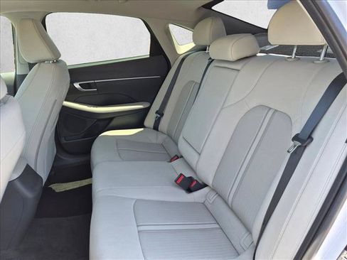 Used 2023 Hyundai Sonata SEL FWD image 17