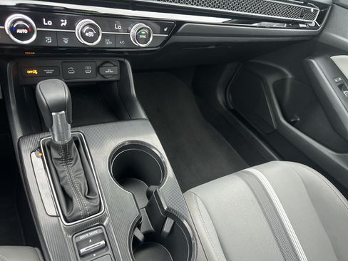 Used 2025 Honda Civic Sport image 19