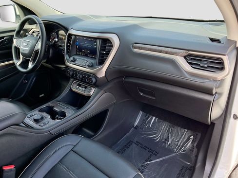 Used 2023 GMC Acadia Denali w/ Denali Ultimate Package AWD/4WD image 33