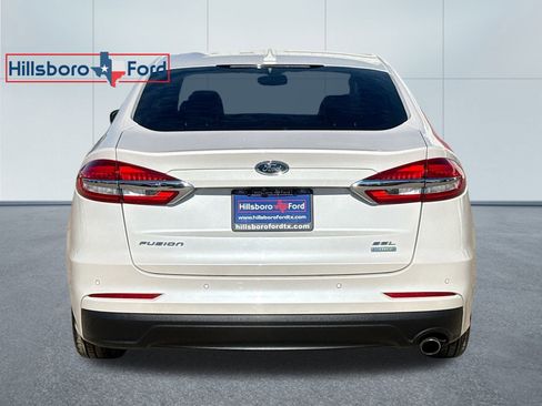 Used 2020 Ford Fusion SEL image 8