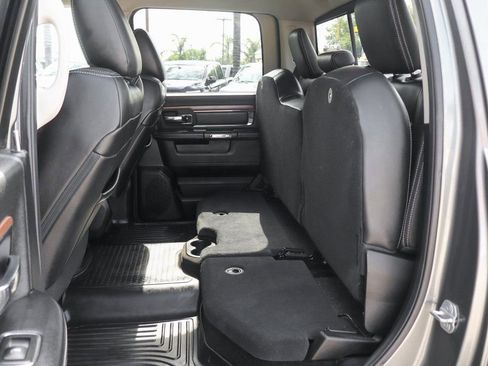 Used 2013 RAM 1500 Laramie w/ Convenience Group image 43