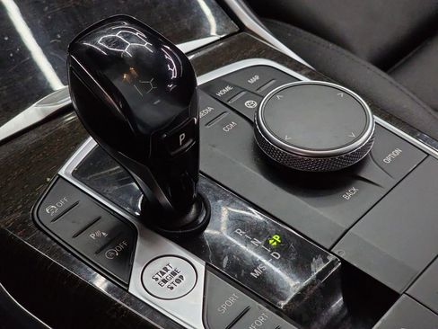 Used 2021 BMW 330i Sedan w/ Convenience Package image 20