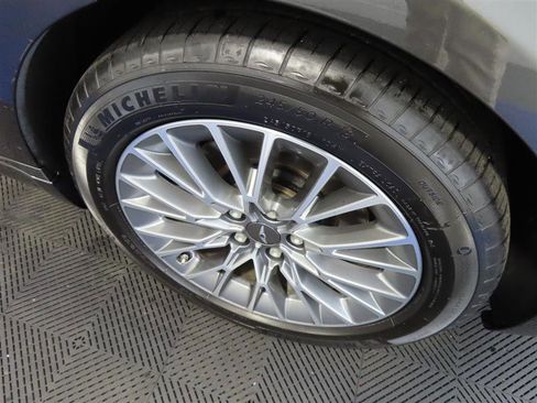 Used 2023 Genesis G80 2.5T image 7